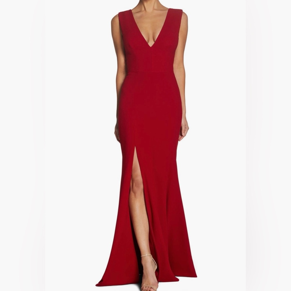Dress The Population Sandra Plunge Crepe Trumpet Dress In Garnet Red